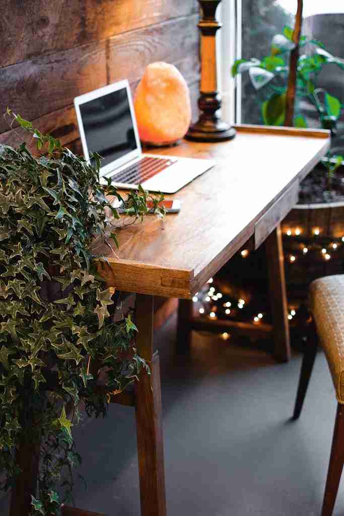 Bureau in een kamer